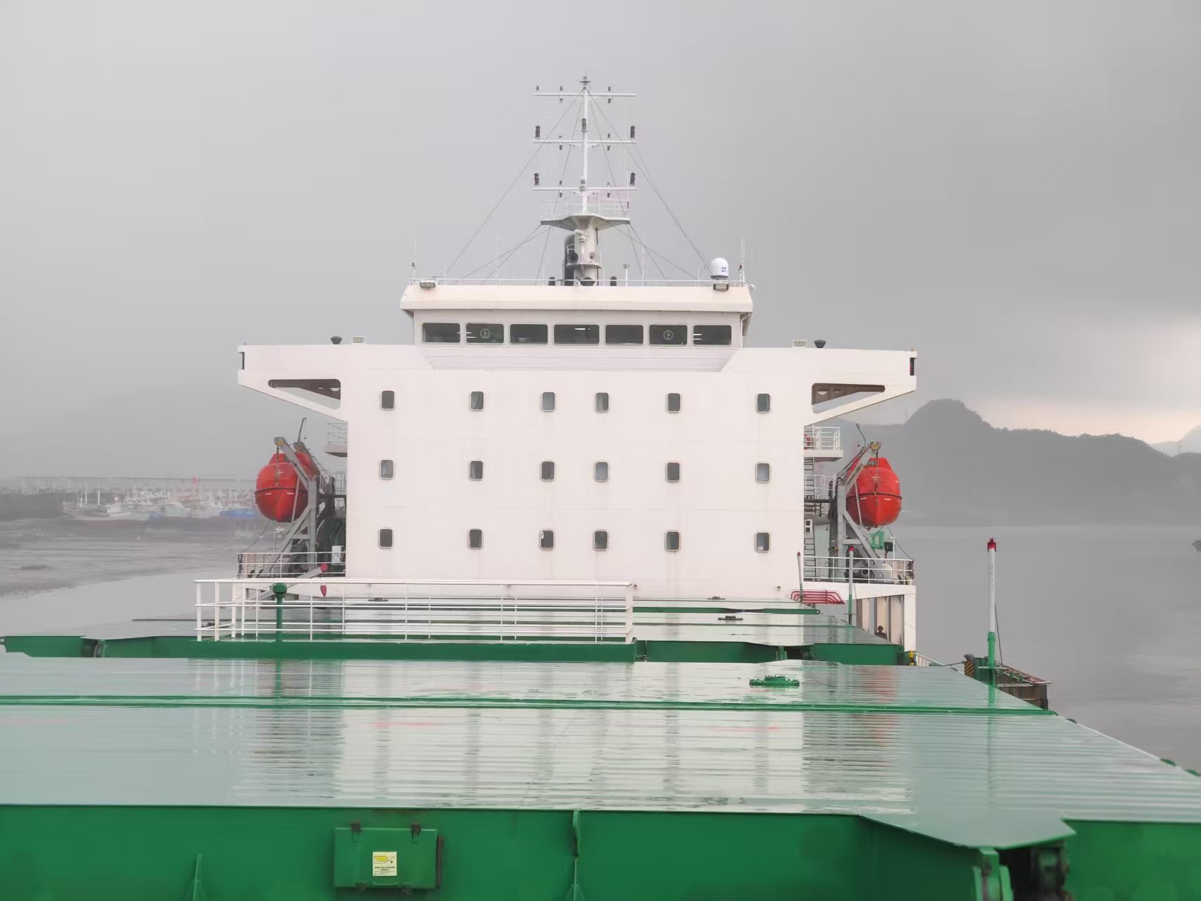 2022年-32500吨-散货船